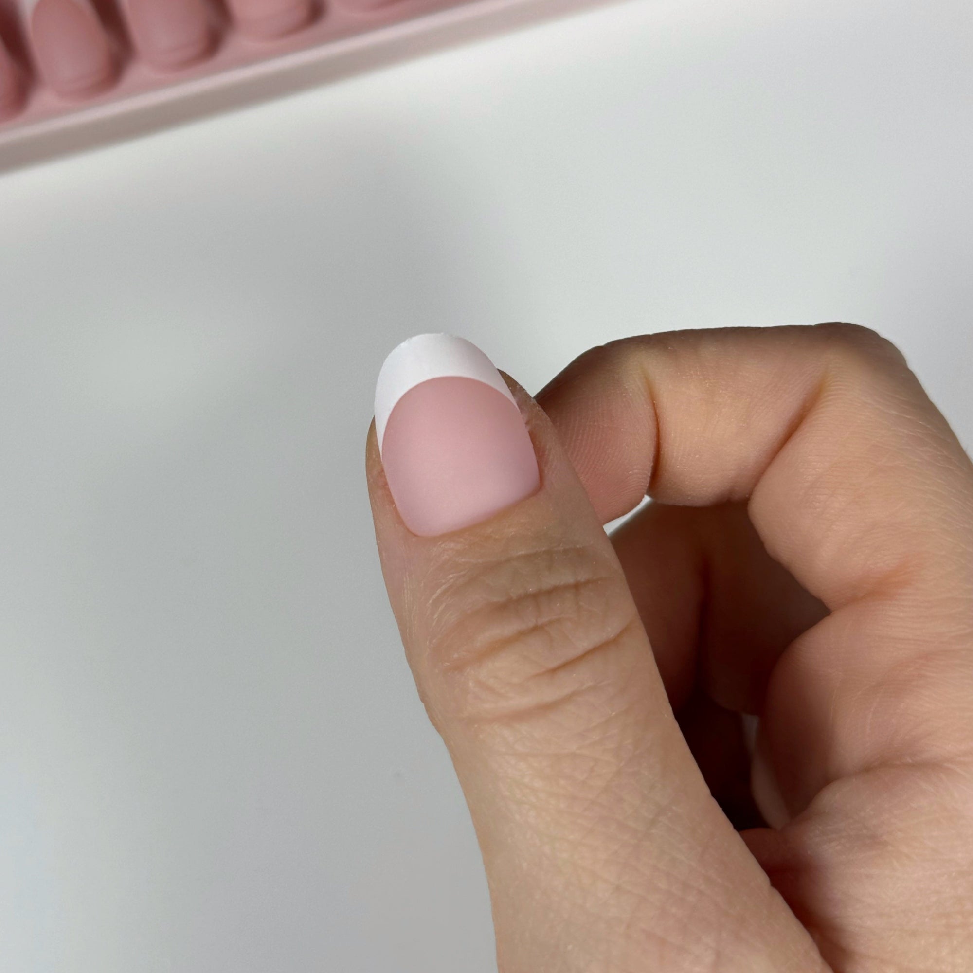 Gelly Tips French - Salon Almond