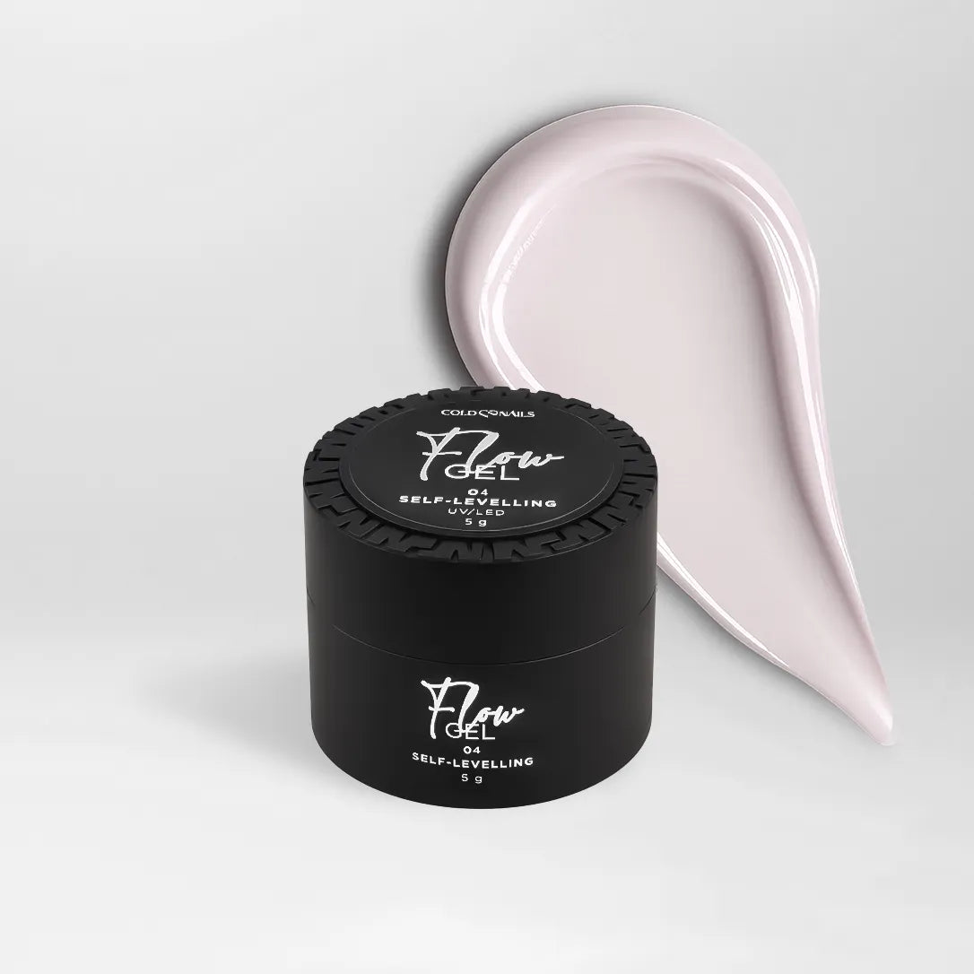 Flow Gel autolivellante applicato su unghia con dual form
